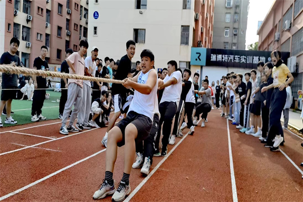 江西昌大技工学校_风采图